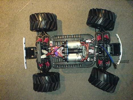 Truck E-maxx WIdemaxx(solgt) billede 3