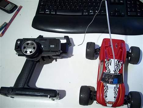 Bil Team Associated RC18T billede 2