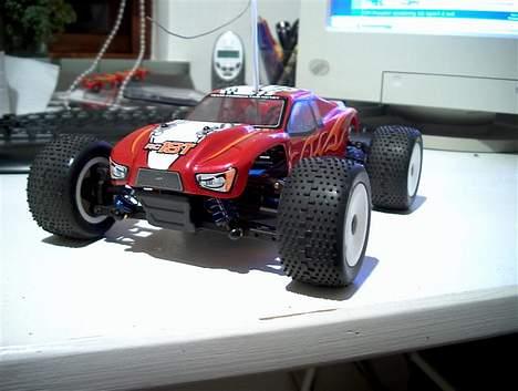 Bil Team Associated RC18T billede 3