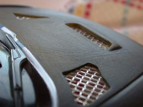 Bil Peugeot 206 Projekt ' - Tjek de ridser mand ! . Men det er lige meget . Den skal alligevel slibes og spartles . billede 12