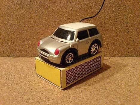 Bil Mini Cooper. "Micro" - Men med spøjler. sænknindssæt. nos og tun. Samt sorttonet rudder hele vejen rundt. billede 12