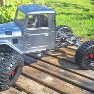 Off-Roader Amk v3 lcg portal fj40