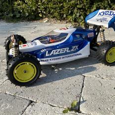 Buggy Kyosho Lazer ZX