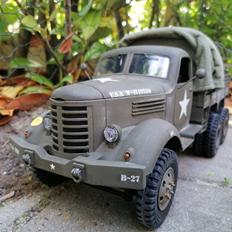 Militær US WWII Truck 1/16 (Solgt)