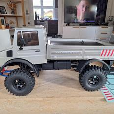 Off-Roader Crossrc emo nt 4 unimog