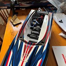 Båd Traxxas spartan sr