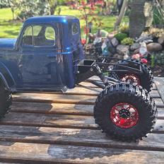 Off-Roader Amk v3 lcg powerwagon