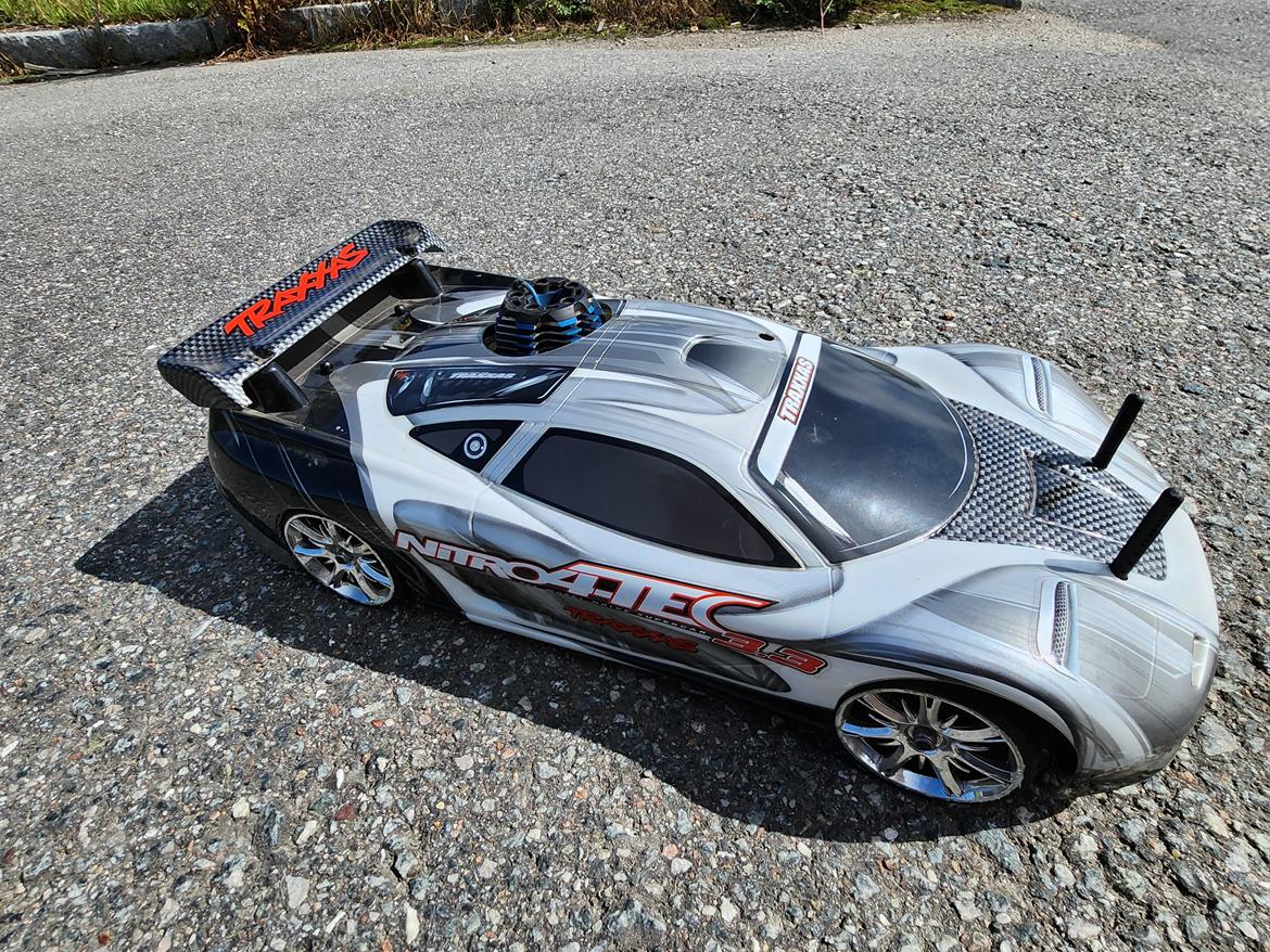 Bil Traxxas Nitro 44 tech 3.3 billede 4