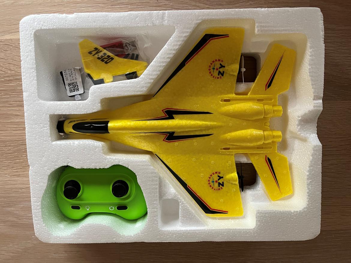 Fly ZY-320 Kina kopi F-35 - Fin beskyttet under transport fra Kina billede 2