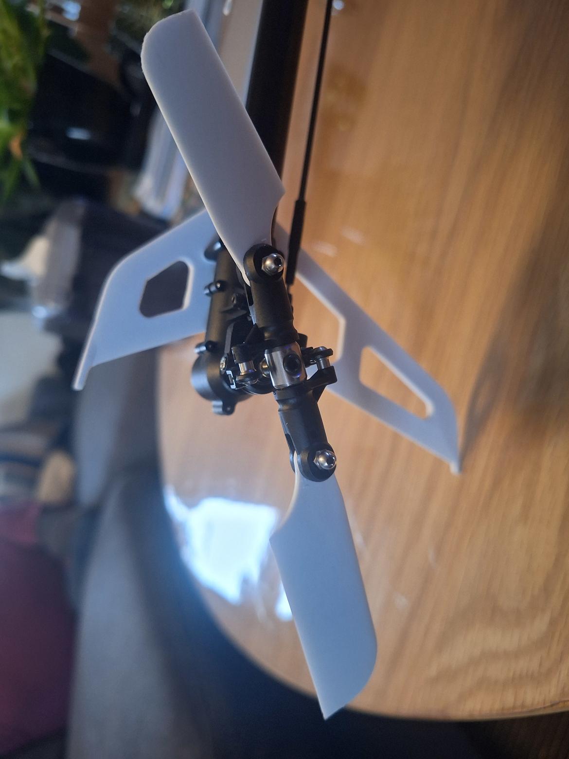 Helikopter Blade 330s billede 15