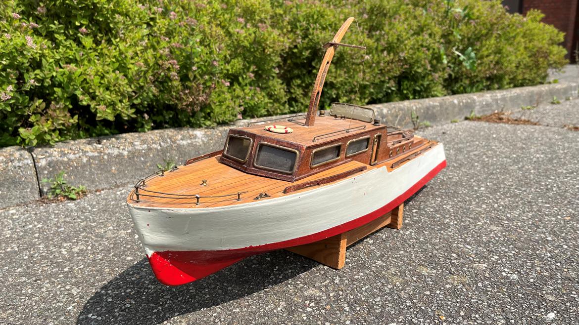 Båd DMI Billing Boats Vedette motorbåd yacht billede 2