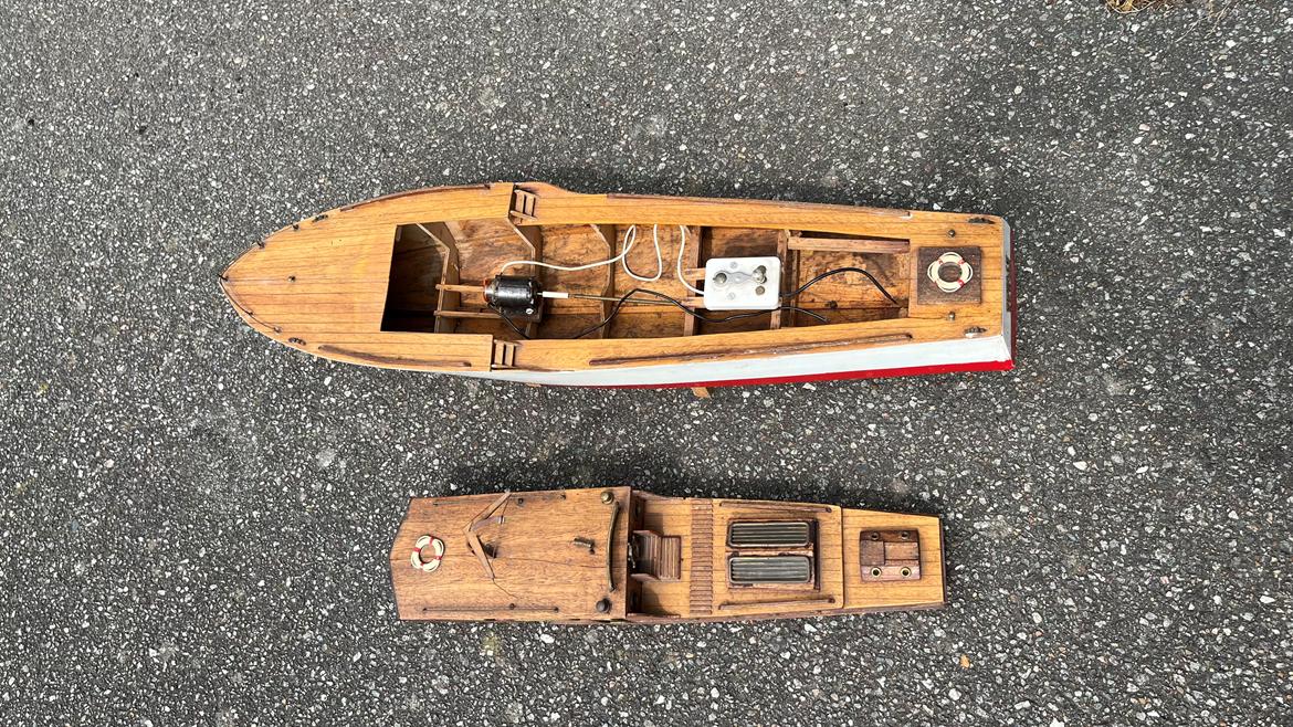 Båd DMI Billing Boats Vedette motorbåd yacht billede 8