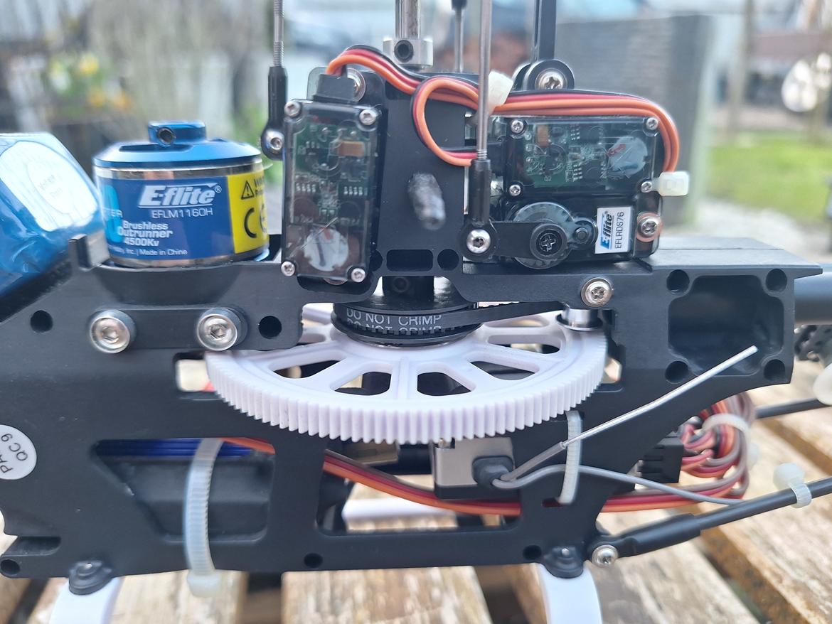 Helikopter Blade 300 x billede 4