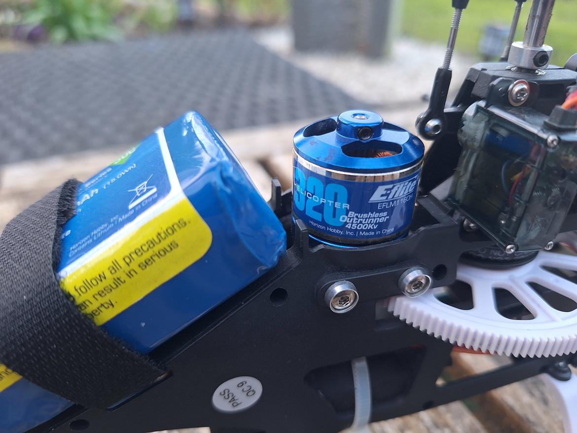 Helikopter Blade 300 x billede 5