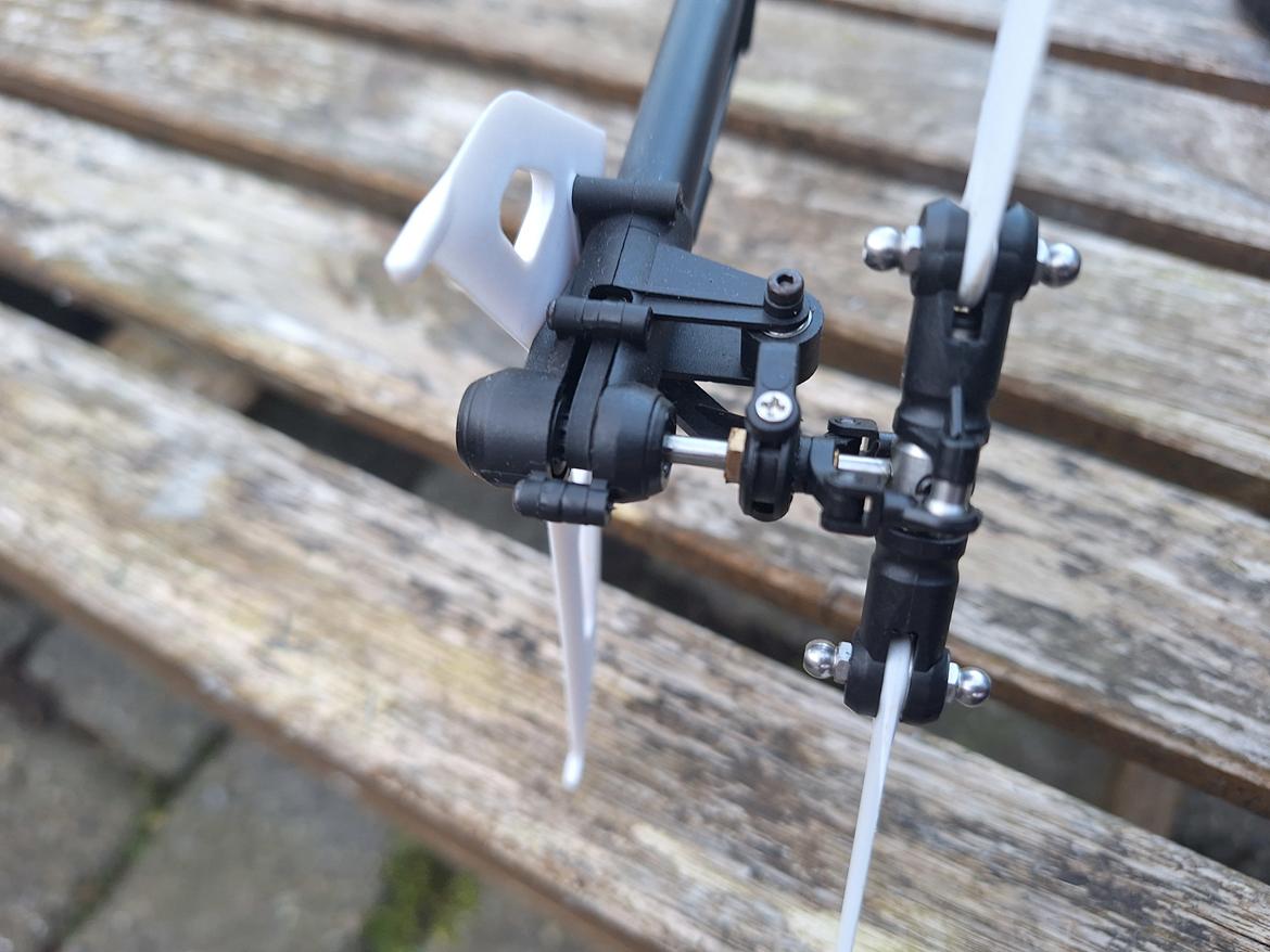 Helikopter Blade 300 x billede 8