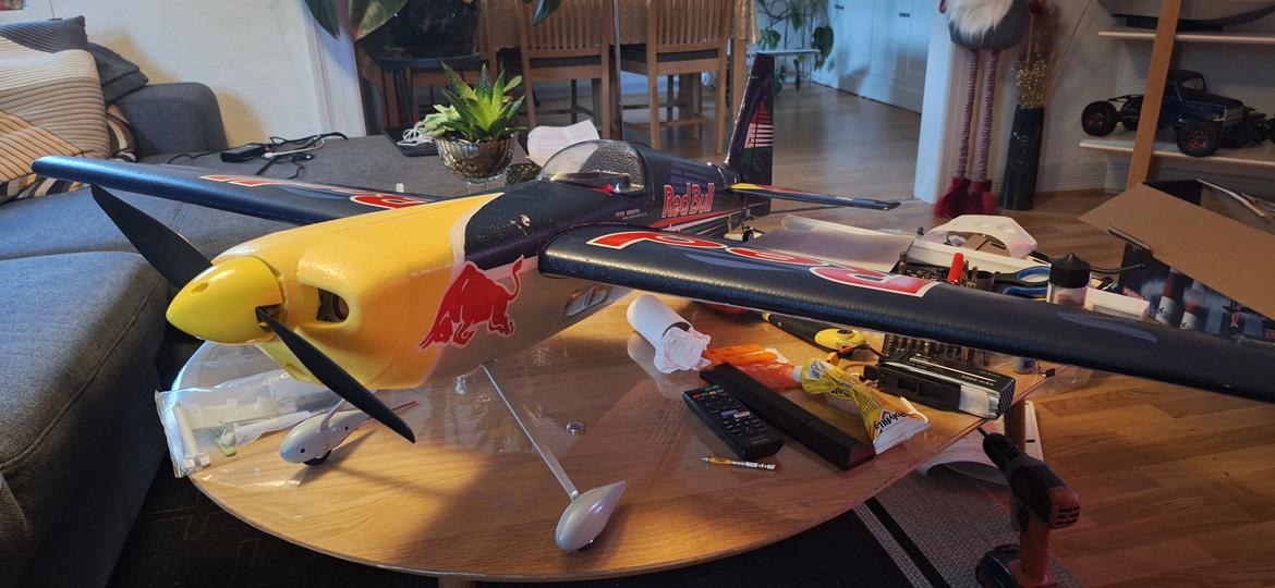 Fly Kyosho redbull airrace billede 1