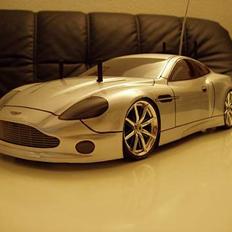 Bil Aston Martin Vanquish