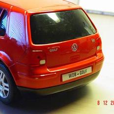 Bil VW Golf 4 V5