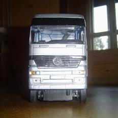 Lastbiler Mercedes-Benz Actros
