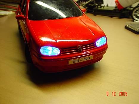 Bil VW Golf 4 V5 - Front med (nyt) Xenon lys (køler gitteret er ikke malet sort) billede 7