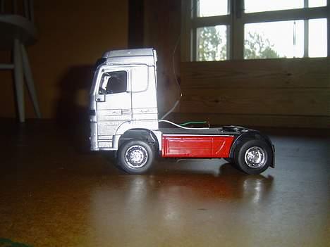 Lastbiler Mercedes-Benz Actros billede 2