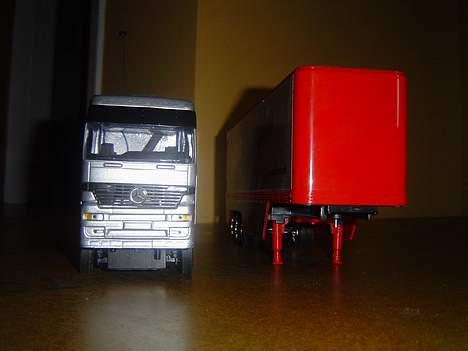 Lastbiler Mercedes-Benz Actros billede 4