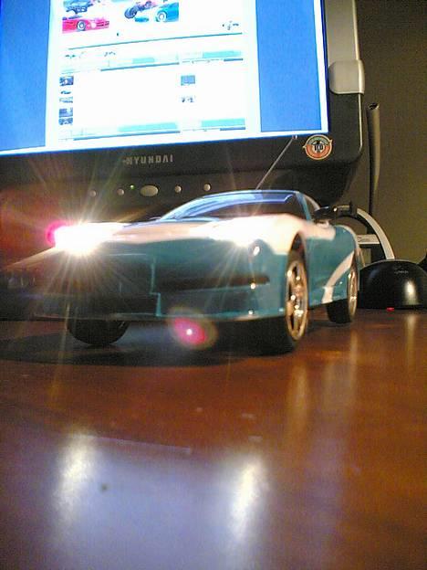 Bil Corvette 1:24 billede 2