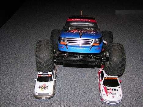 Bil Toyota Land Cruser - De to søskende biler set med HBX´en billede 20