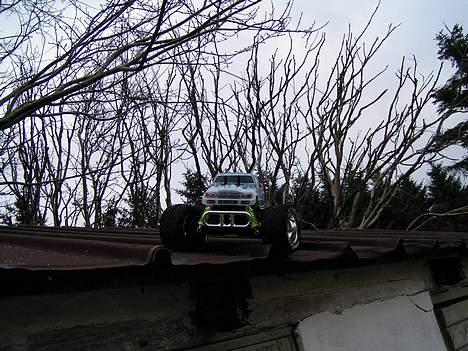 Truck Cen Mini Madness - Mini Madnes´en set forfra, oppe på taget billede 15