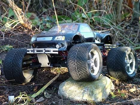 Off-Roader Traxxas T-Maxx billede 1