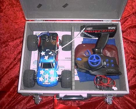 Truck associated 1-18 rtr model - en lille mt18  truck der kan og vil det hele billede 1