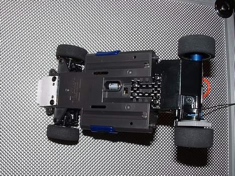 Bil Mini-Z MR-02 Enzo - Carbon H-bar billede 4