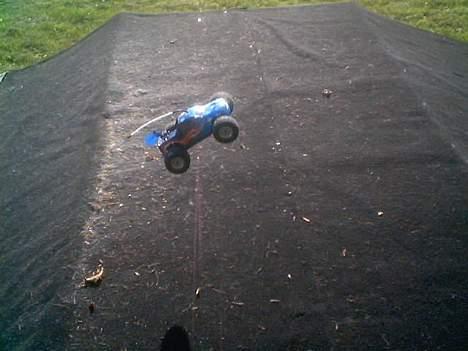 Truck associated 1-18 rtr model - så letter vi billede 10