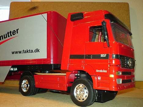 Lastbiler Mercedes-Benz Actros 1857 billede 18