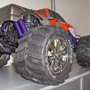 Off-Roader savage 25