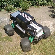 Truck HPI Savage 4,6 SS