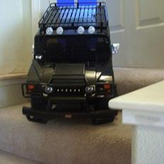 Off-Roader Hummer H2