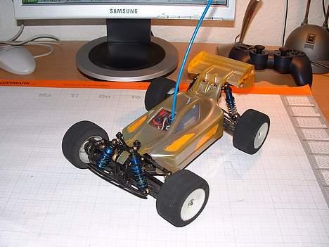 Truck Associated RC18T - Seneste buggybody fra Tower billede 10