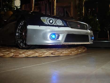 Bil lexus is 200 billede 5