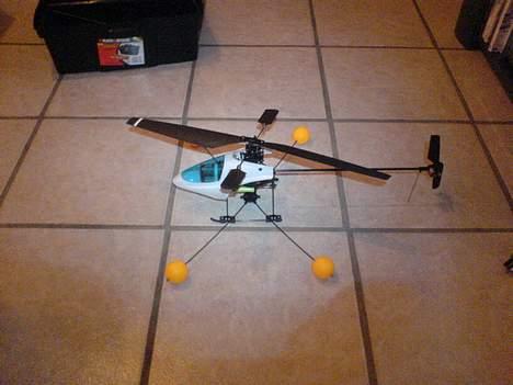 Helikopter E-sky billede 1