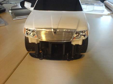 Bil Lincoln Navigator - set forfra  billede 17