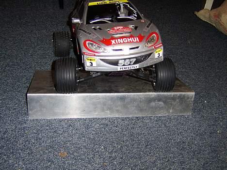 Off-Roader cen fun factor st2 - en alu plade vi bruger til hop i høj fart billede 18