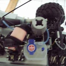 Bil TNX tamiya nitro