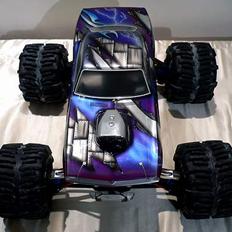 Truck REVO (rock crawler)