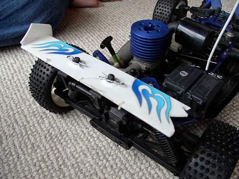 Buggy Kyosho Inferno 7,5 Sports billede 2