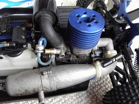 Buggy Kyosho Inferno 7,5 Sports billede 4