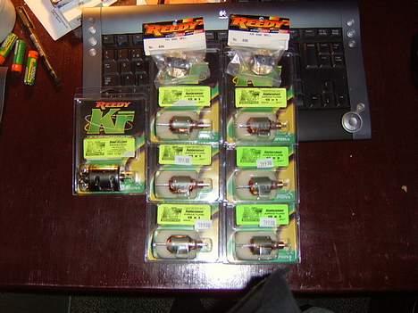 Bil AE TC4 FT - har lige fået lidt motore hjem af model Reedy Kr :) 1 komplet 12x1 euro motor, 4 amaturer 12x1 euro, 2 10x1 og 3 end bells billede 5