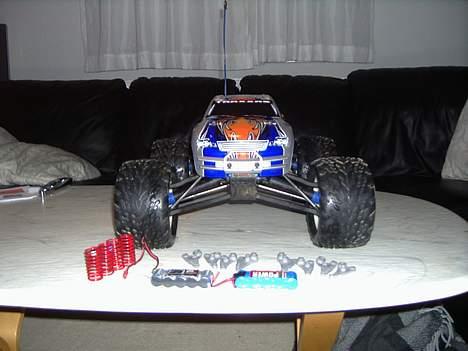 Truck traxxas revo billede 7