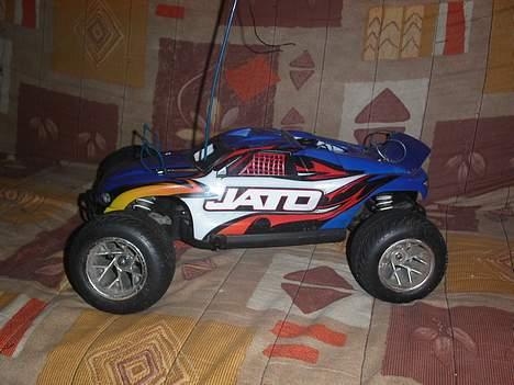 Bil  Traxxas Jato solgt - det første billed jeg fik af den billede 7