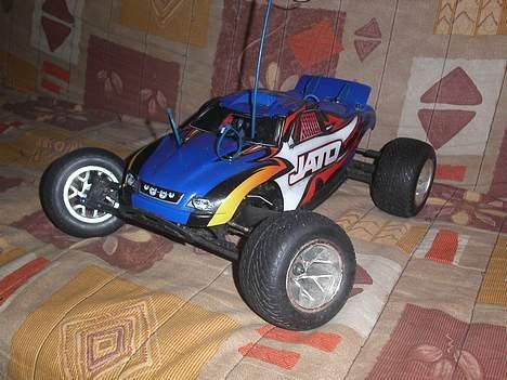 Bil  Traxxas Jato solgt - det andet billed jeg fik af den... billede 8